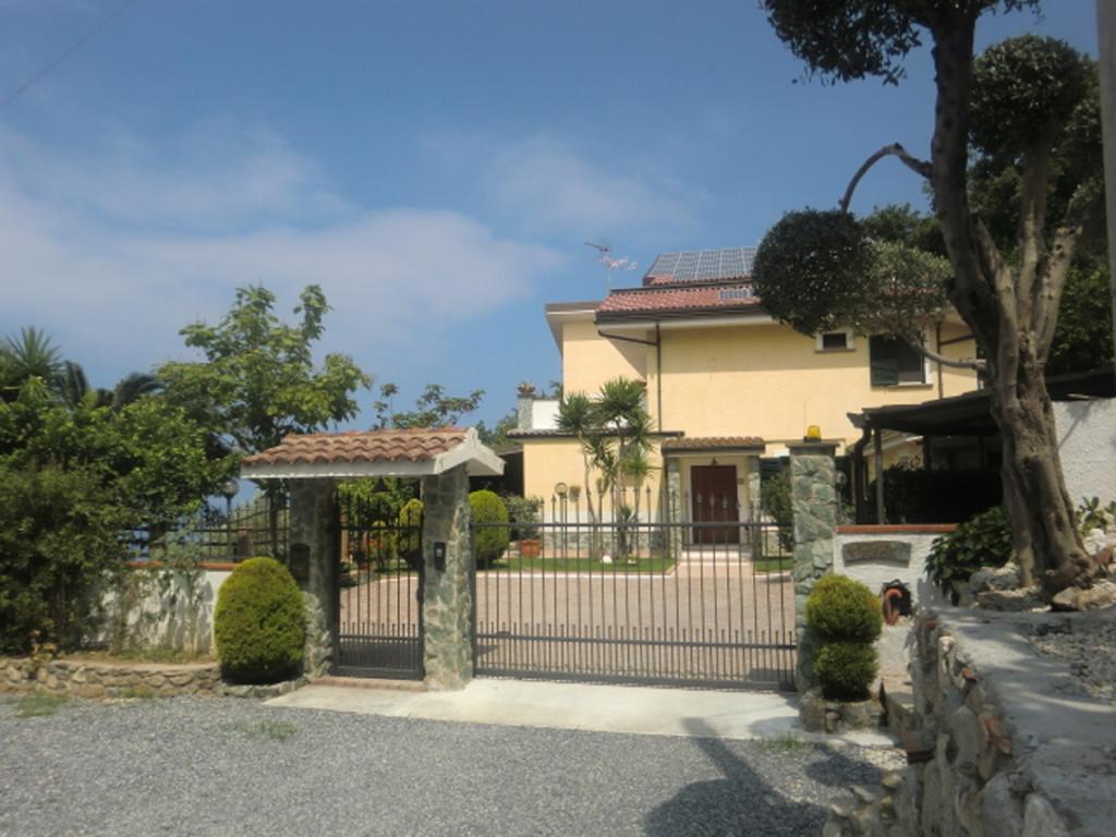 B&B L'Eucalipto Paola Exterior foto